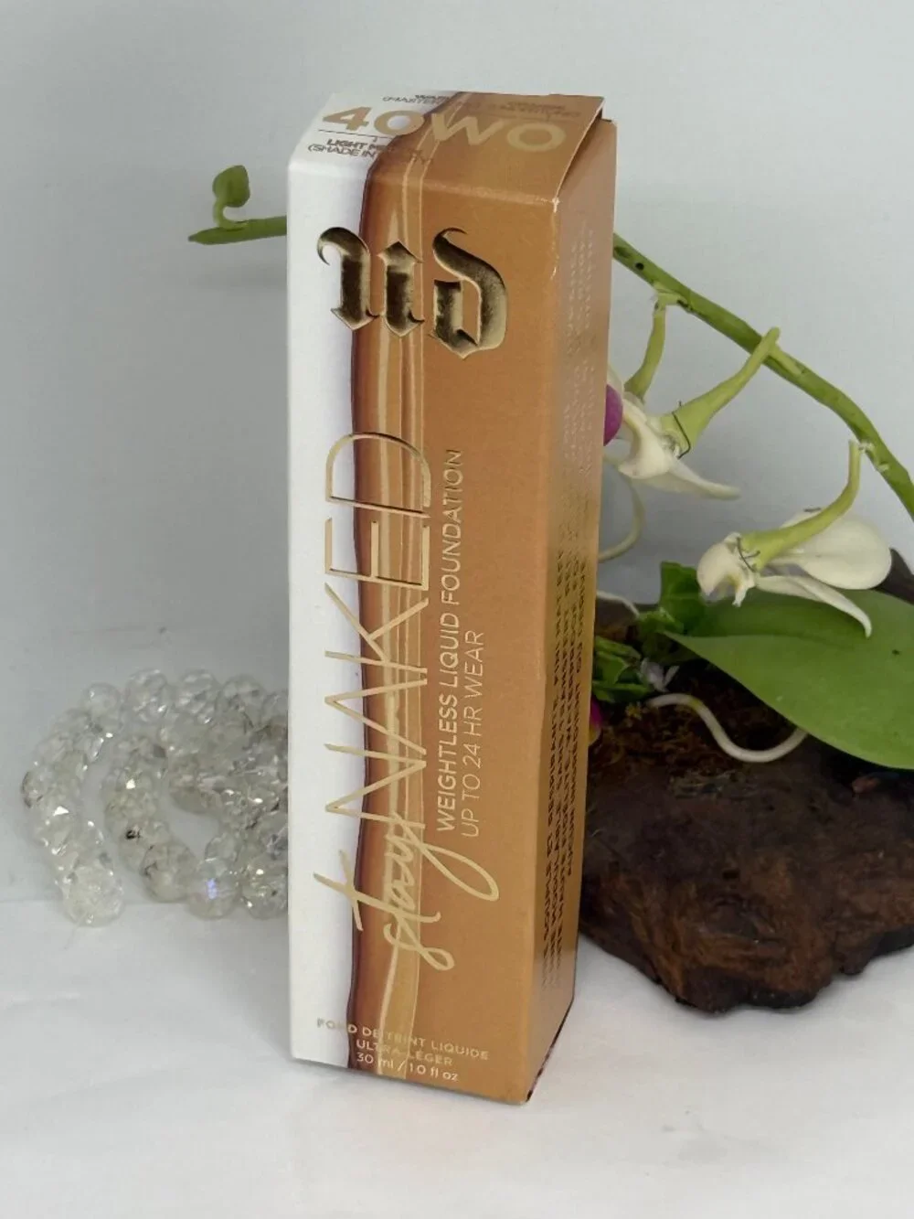Urban Decay Stay Naked Weightless Liquid Foundation - 40WO - 1 fl oz -New in Box